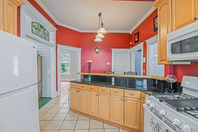 25 S Capitol Parkway, Montgomery, AL 36107
