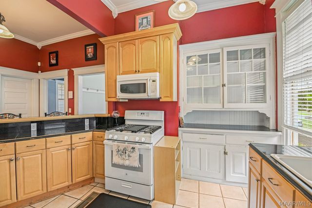 25 S Capitol Parkway, Montgomery, AL 36107