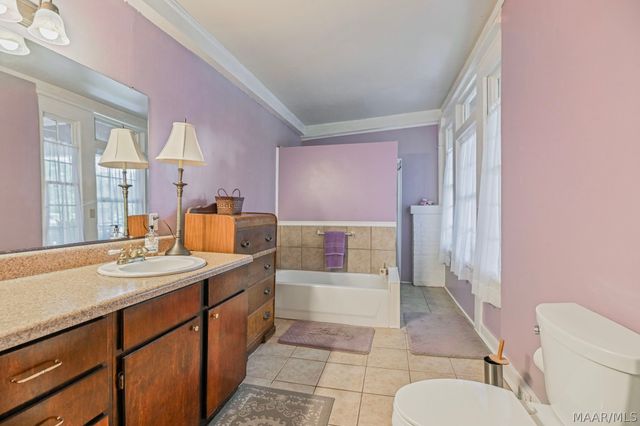 25 S Capitol Parkway, Montgomery, AL 36107