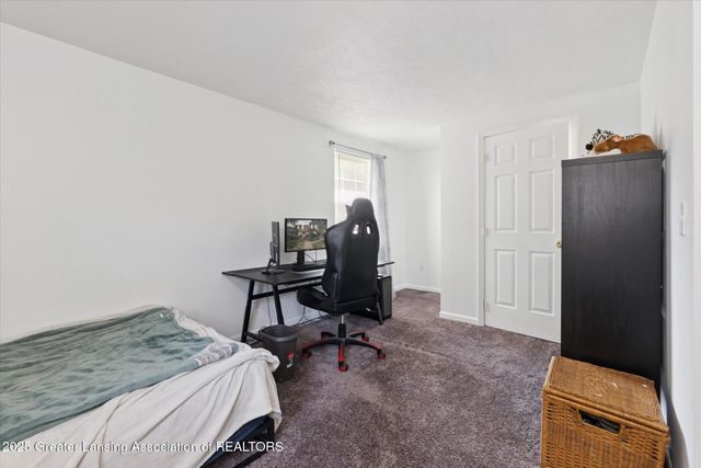 6223 Beechfield Drive, Lansing, MI 48911