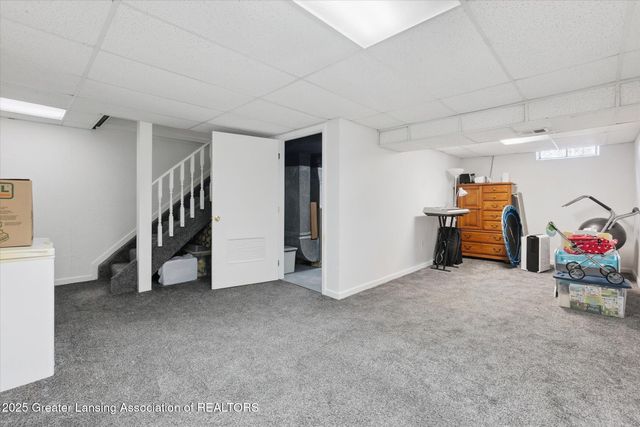 6223 Beechfield Drive, Lansing, MI 48911