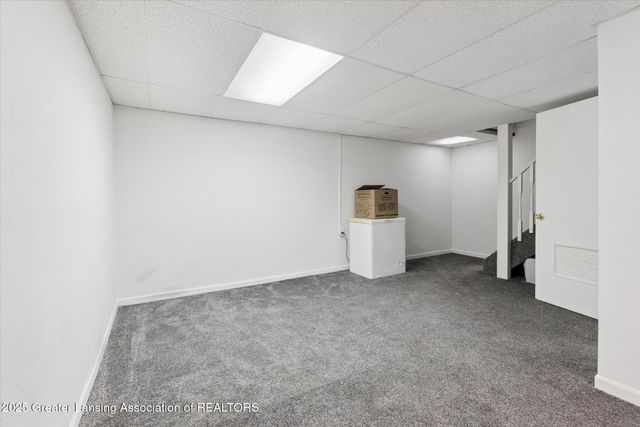 6223 Beechfield Drive, Lansing, MI 48911