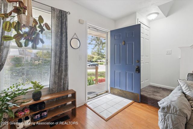 6223 Beechfield Drive, Lansing, MI 48911