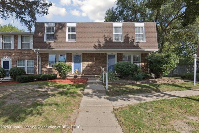 6223 Beechfield Drive, Lansing, MI 48911