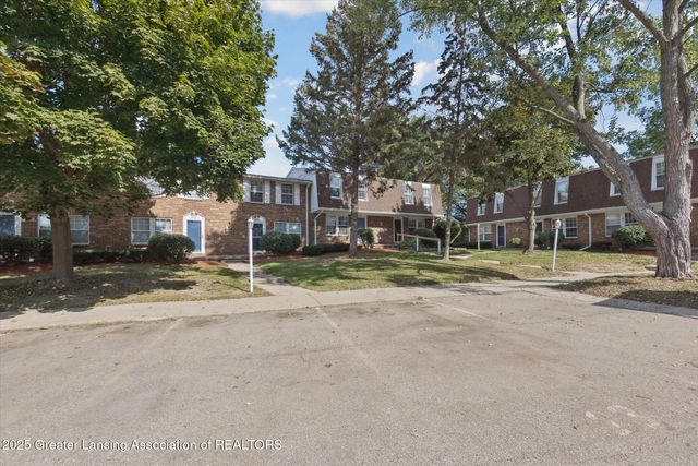 6223 Beechfield Drive, Lansing, MI 48911