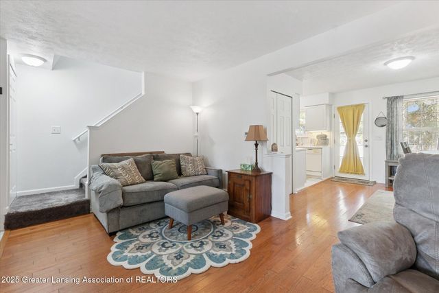 6223 Beechfield Drive, Lansing, MI 48911