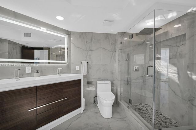 16485 Collins Ave 738, Sunny Isles Beach, FL 33160