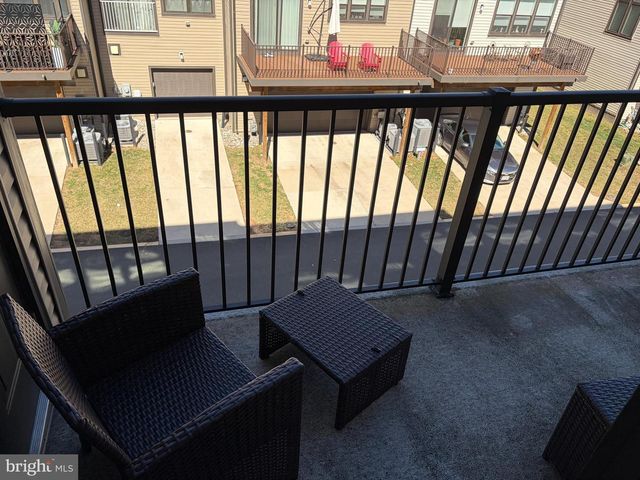 43424 STONEWOOD CROSSING TER, Ashburn, VA 20148