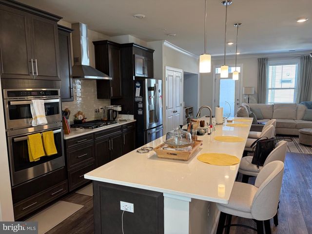 43424 STONEWOOD CROSSING TER, Ashburn, VA 20148