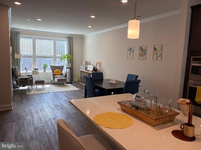 43424 STONEWOOD CROSSING TER, Ashburn, VA 20148