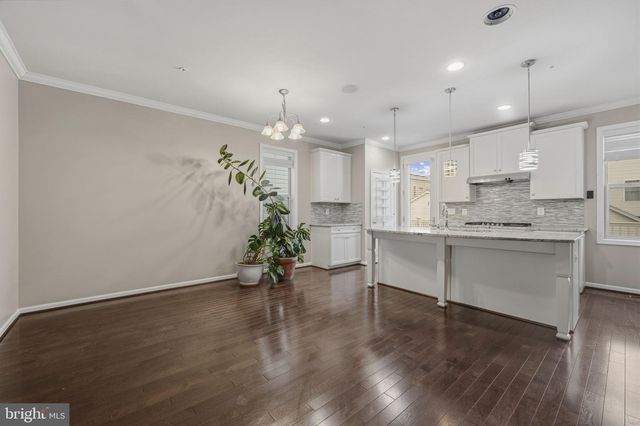 22308 SWEET PEPPERBUSH ALY, Clarksburg, MD 20871