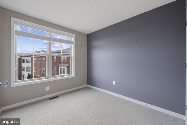 22308 SWEET PEPPERBUSH ALY, Clarksburg, MD 20871