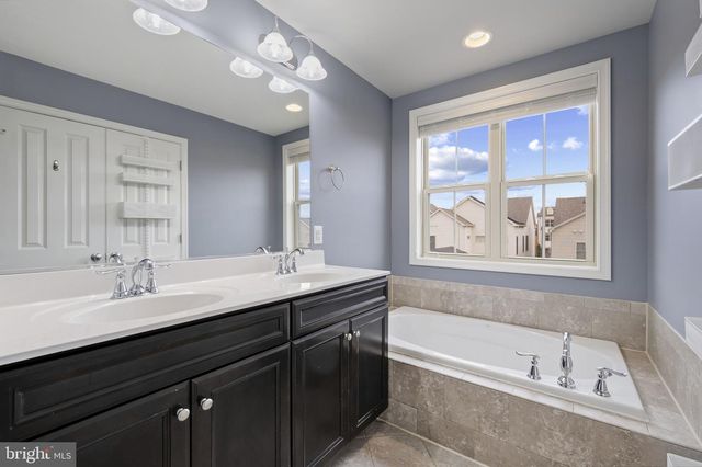 22308 SWEET PEPPERBUSH ALY, Clarksburg, MD 20871