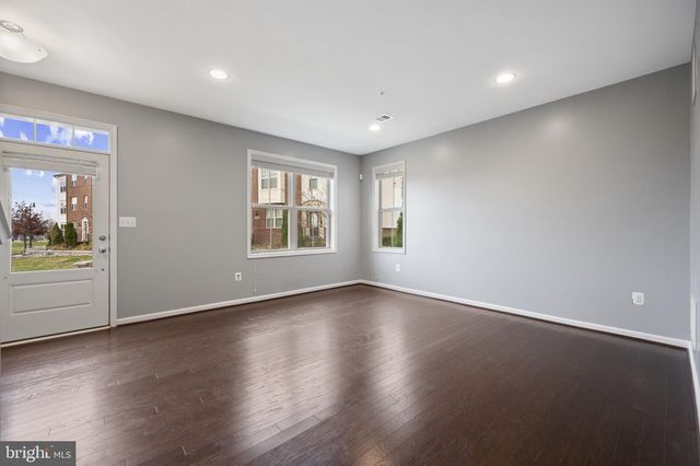 22308 SWEET PEPPERBUSH ALY, Clarksburg, MD 20871