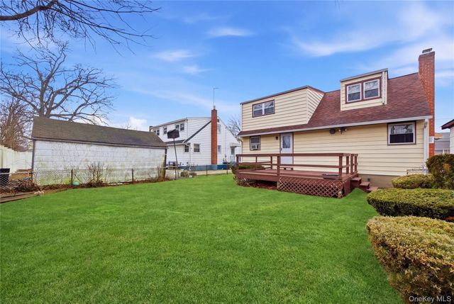 112 Judith Lane, Valley Stream, NY 11580