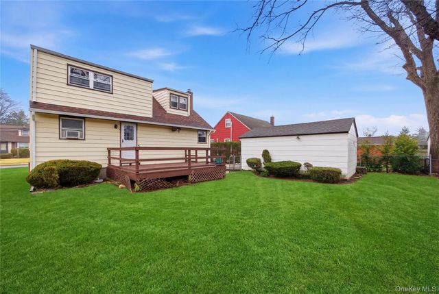 112 Judith Lane, Valley Stream, NY 11580