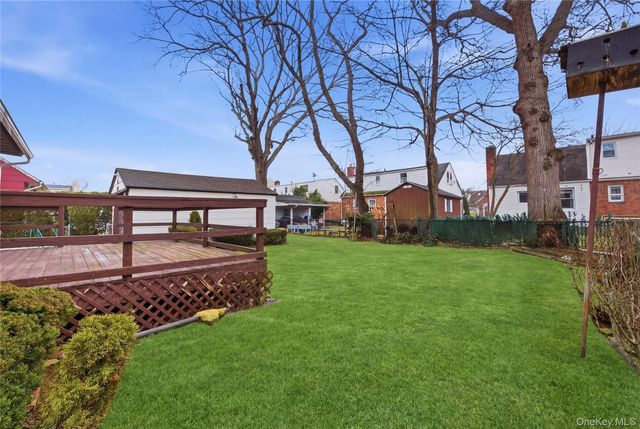 112 Judith Lane, Valley Stream, NY 11580