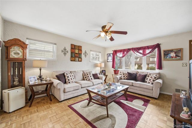112 Judith Lane, Valley Stream, NY 11580