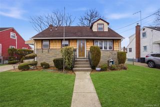 112 Judith Lane, Valley Stream, NY 11580