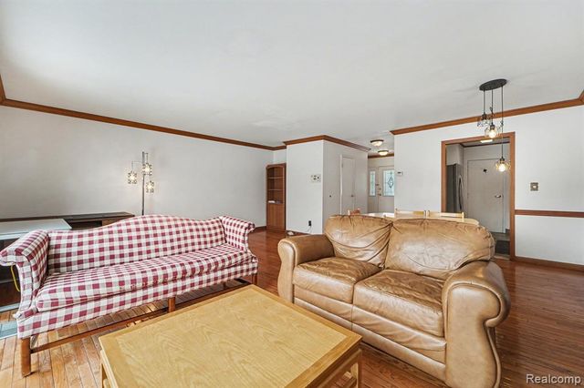 733 Watersedge Drive, Ann Arbor, MI 48105