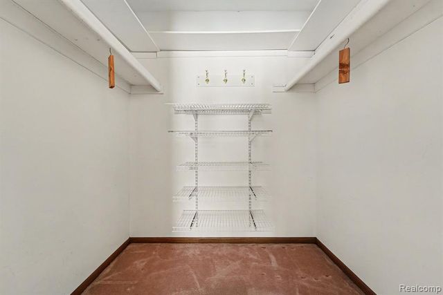 733 Watersedge Drive, Ann Arbor, MI 48105