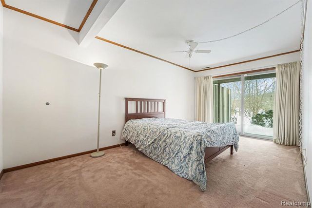 733 Watersedge Drive, Ann Arbor, MI 48105