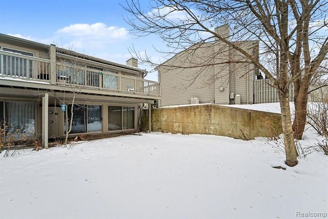 733 Watersedge Drive, Ann Arbor, MI 48105