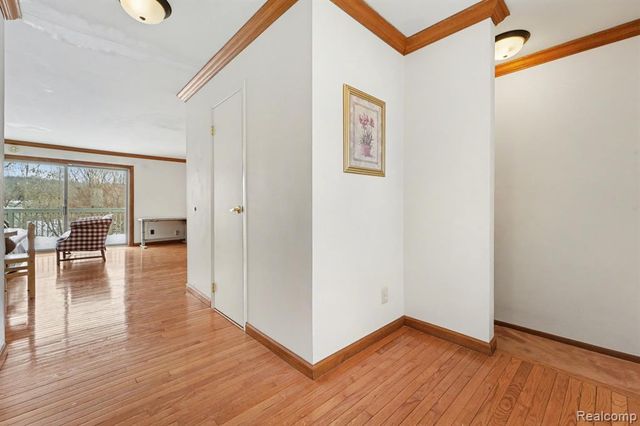 733 Watersedge Drive, Ann Arbor, MI 48105