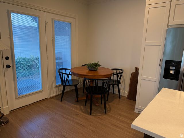9457 S HIDDEN POINT DR, Sandy, UT 84070