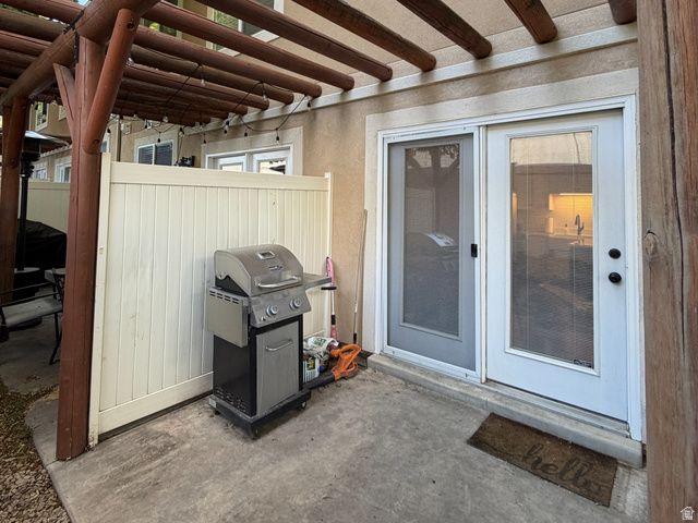 9457 S HIDDEN POINT DR, Sandy, UT 84070