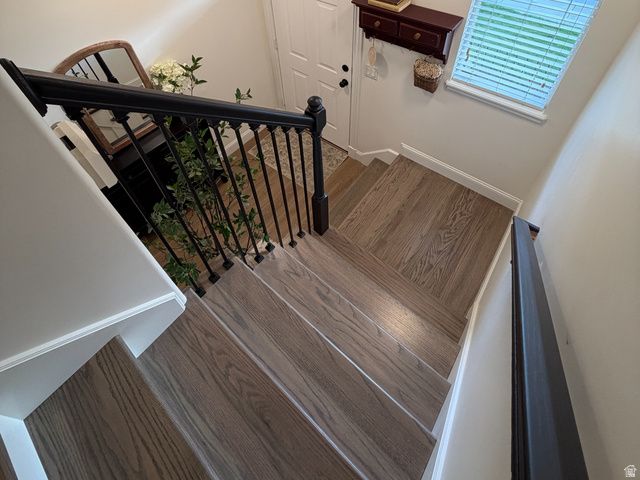 9457 S HIDDEN POINT DR, Sandy, UT 84070