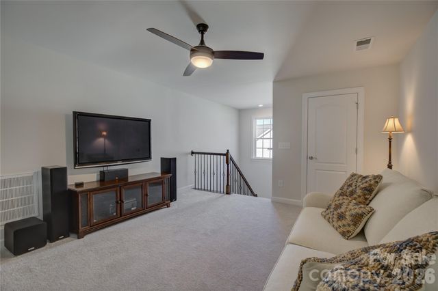 16541 Cozy Cove Road, Charlotte, NC 28278