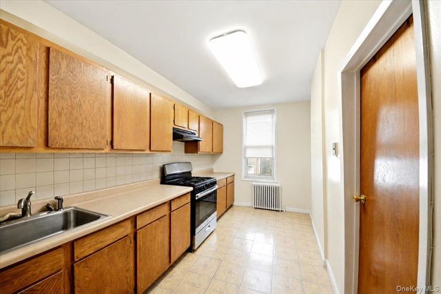 1843 Muliner Avenue, Bronx, NY 10462