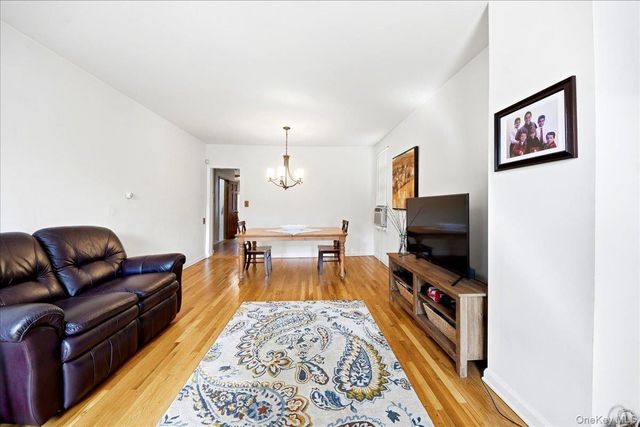 1843 Muliner Avenue, Bronx, NY 10462
