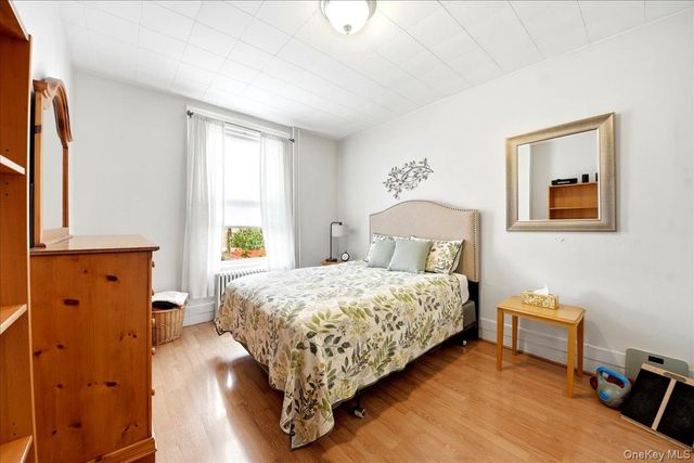 1843 Muliner Avenue, Bronx, NY 10462