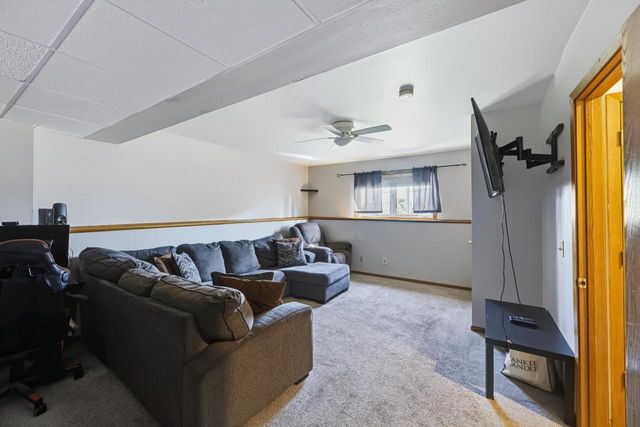 600 Brookstone WAY, Watertown, WI 53094
