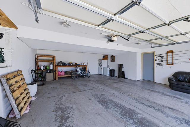600 Brookstone WAY, Watertown, WI 53094