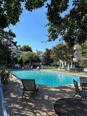 5881 Preston View Boulevard 176, Dallas, TX 75240