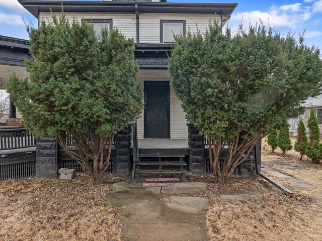 1546 12th Avenue, Moline, IL 61265