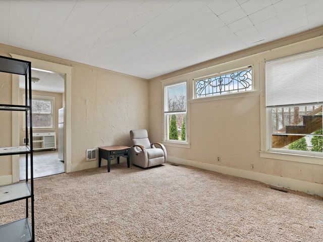 1546 12th Avenue, Moline, IL 61265