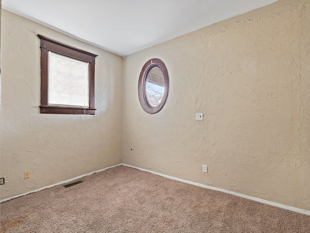 1546 12th Avenue, Moline, IL 61265