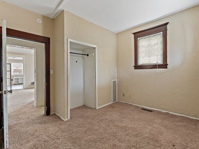 1546 12th Avenue, Moline, IL 61265