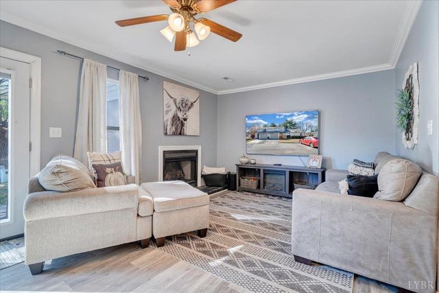 7147 Snowberry Circle, Roanoke, VA 24019