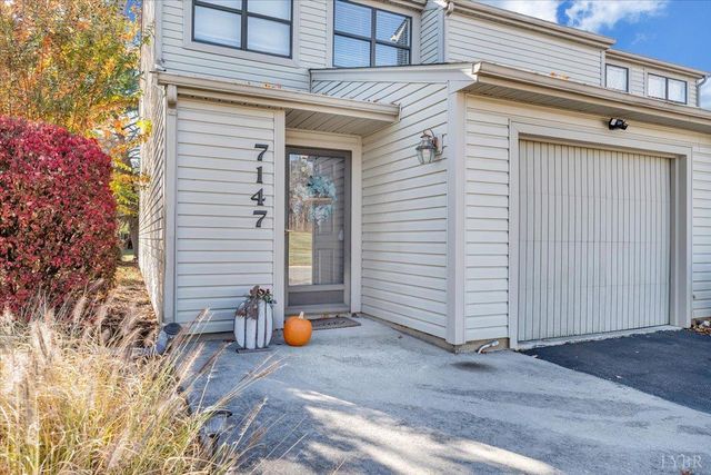 7147 Snowberry Circle, Roanoke, VA 24019