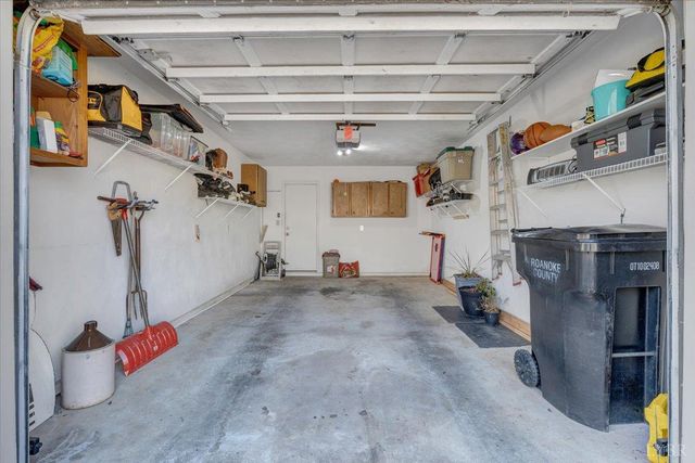 7147 Snowberry Circle, Roanoke, VA 24019