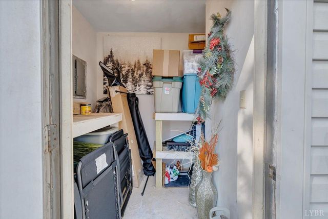 7147 Snowberry Circle, Roanoke, VA 24019