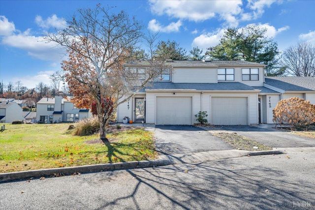 7147 Snowberry Circle, Roanoke, VA 24019