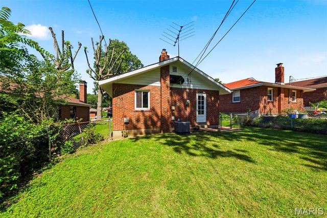 1226 Watts Avenue, University City, MO 63130
