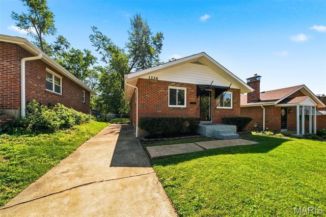 1226 Watts Avenue, University City, MO 63130