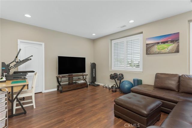 33264 Gold Mountain Road, Yucaipa, CA 92399